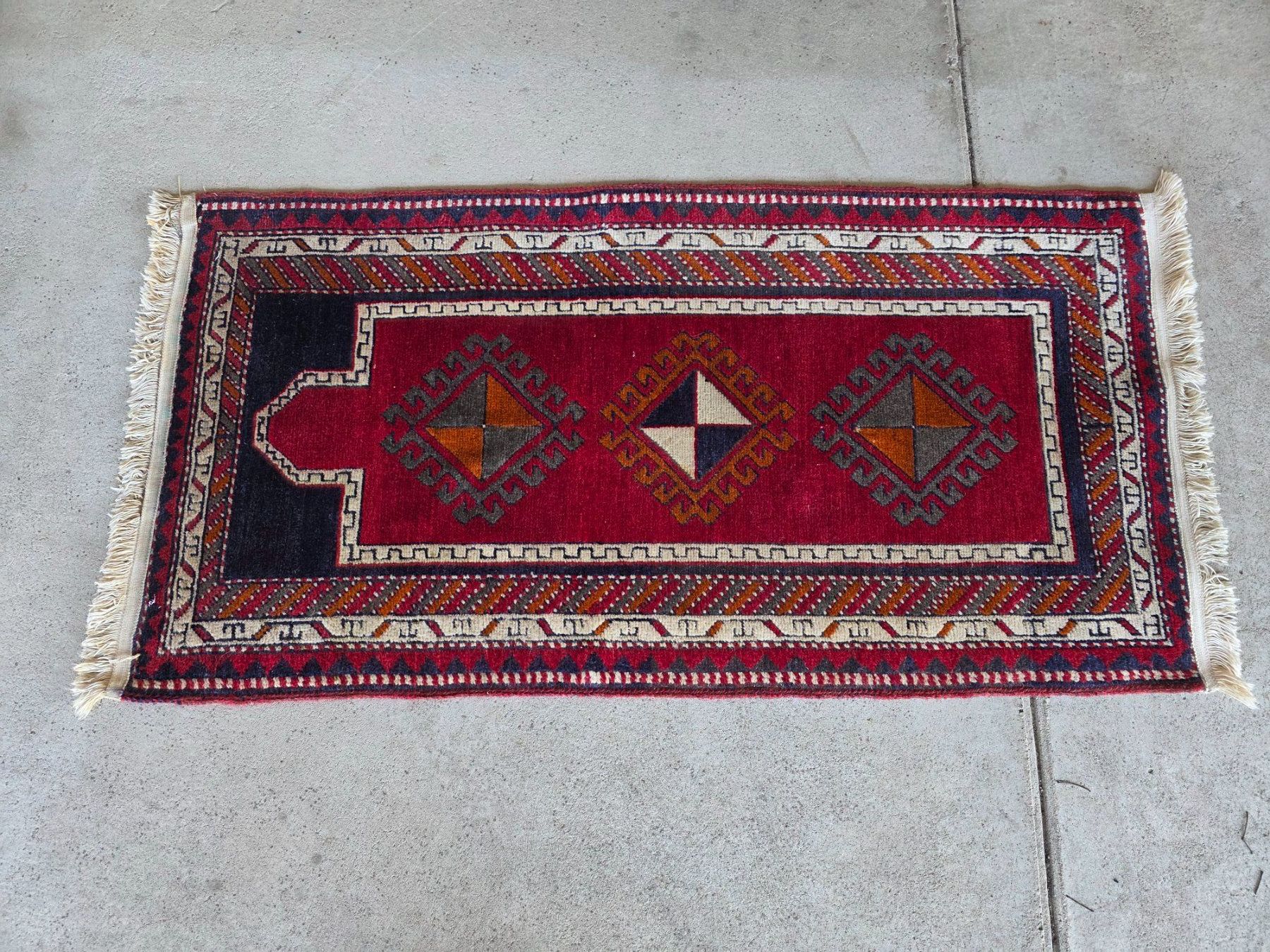 Teppiche: Orient Teppich Läufer 135 cm x 70 cm – Gebraucht aus Walterswil BE von Lonitti 2