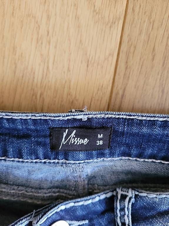 Jeans: Jeans Missie Gr. 36-38 - bootcut – Usato da Muttenz venduto da Chipsy2009 2