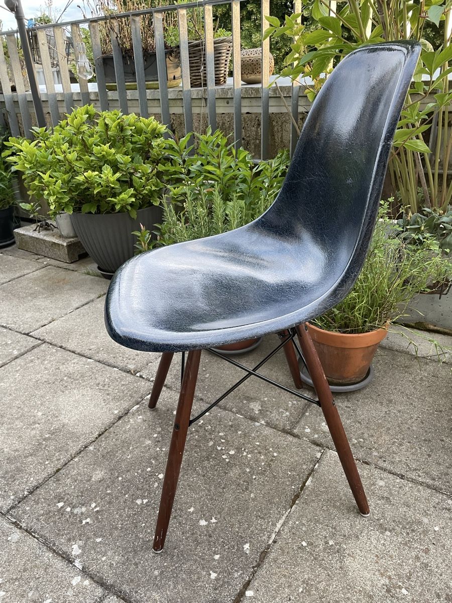 Stühle: Herman Miller Eames Vitra Chair – Gebraucht aus Urdorf von Msakul 1