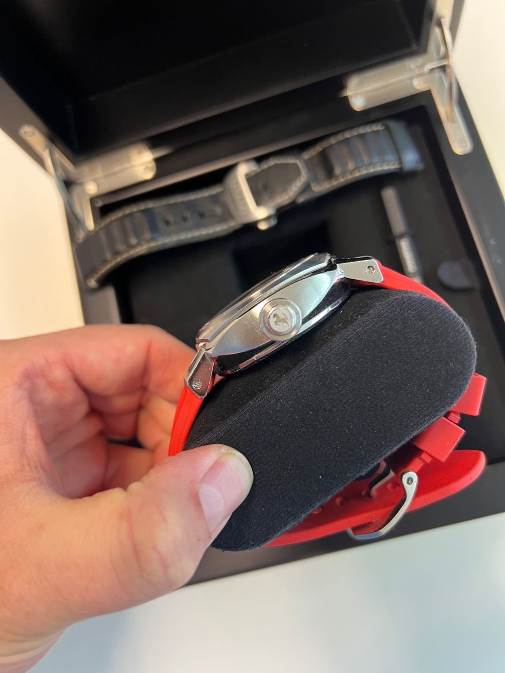 Panerai Montres: Panerai Ferrari Automatic / FER00002 – D'occasion à Derendingen par MDPshopandmore 1