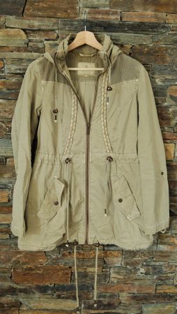 Jacke / Mantel REVIEW Gr. M beige