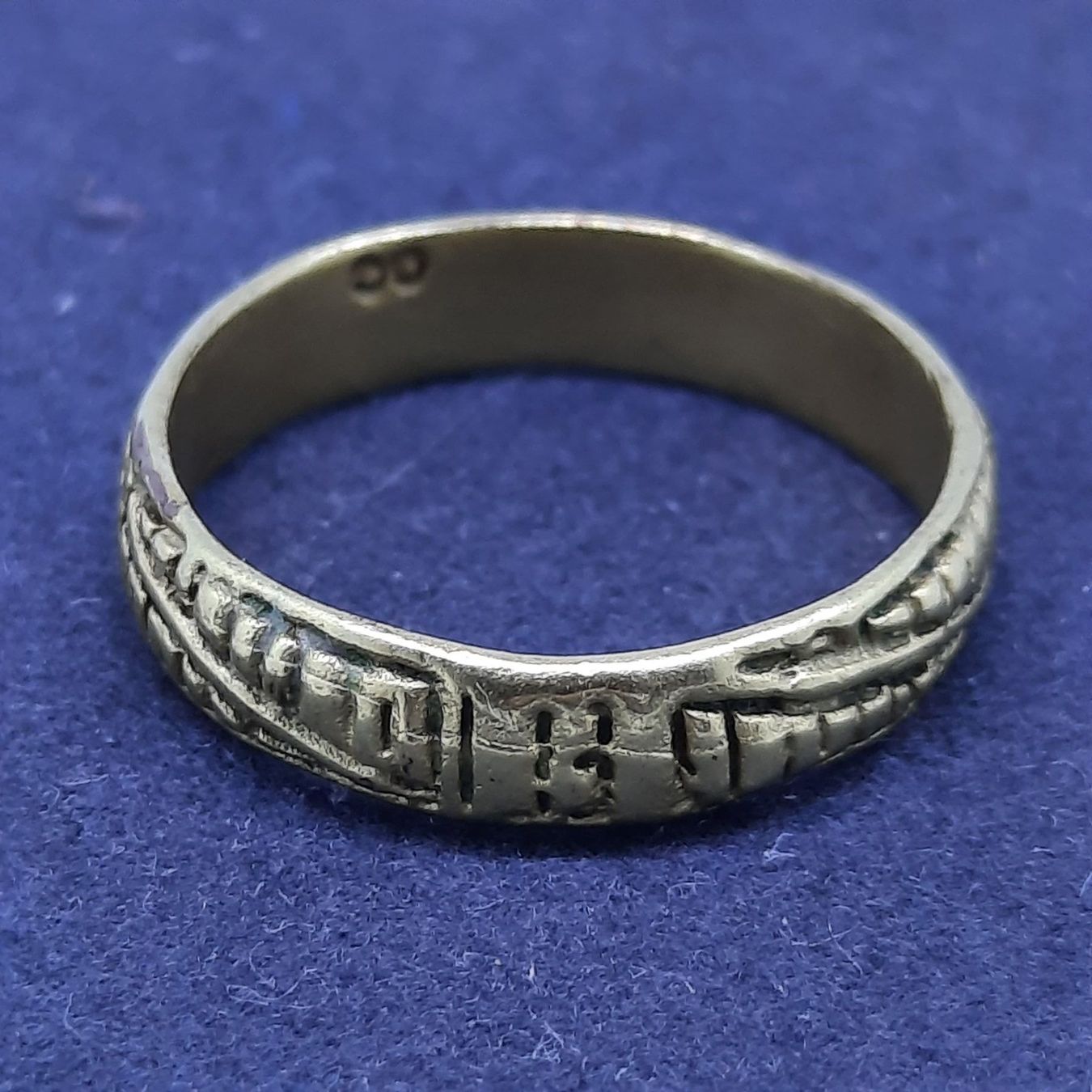 Ringe: Harmonischer Ring mit besonderem Design – Gebraucht aus Unterägeri von Altgoldschmuck 4