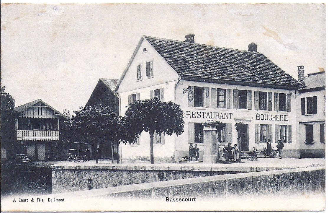 Ansichtskarten: BASSECOURT, la boucherie - restaurant – Gebraucht aus Les Verrières von Scampi0