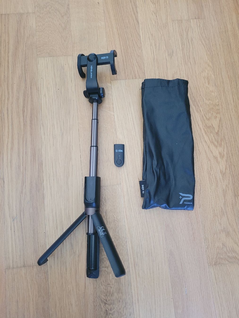 Halterungen: Selfie stick SBS à partir d'1.- – Gebraucht aus Thônex von Jankhee