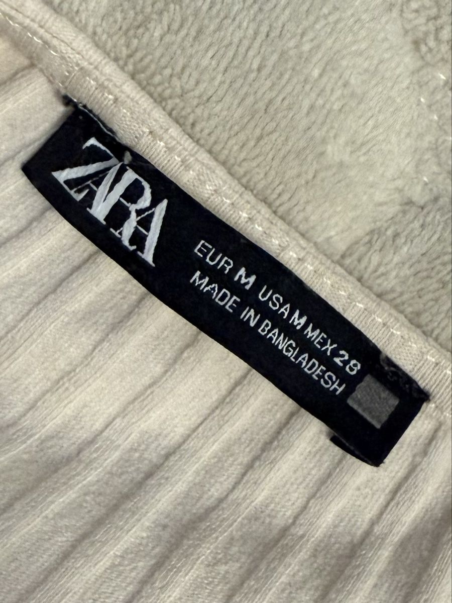 Zara Tops: Zara body côtelé Beige, Taille M – Gebraucht aus Les Avanchets von NR07 1