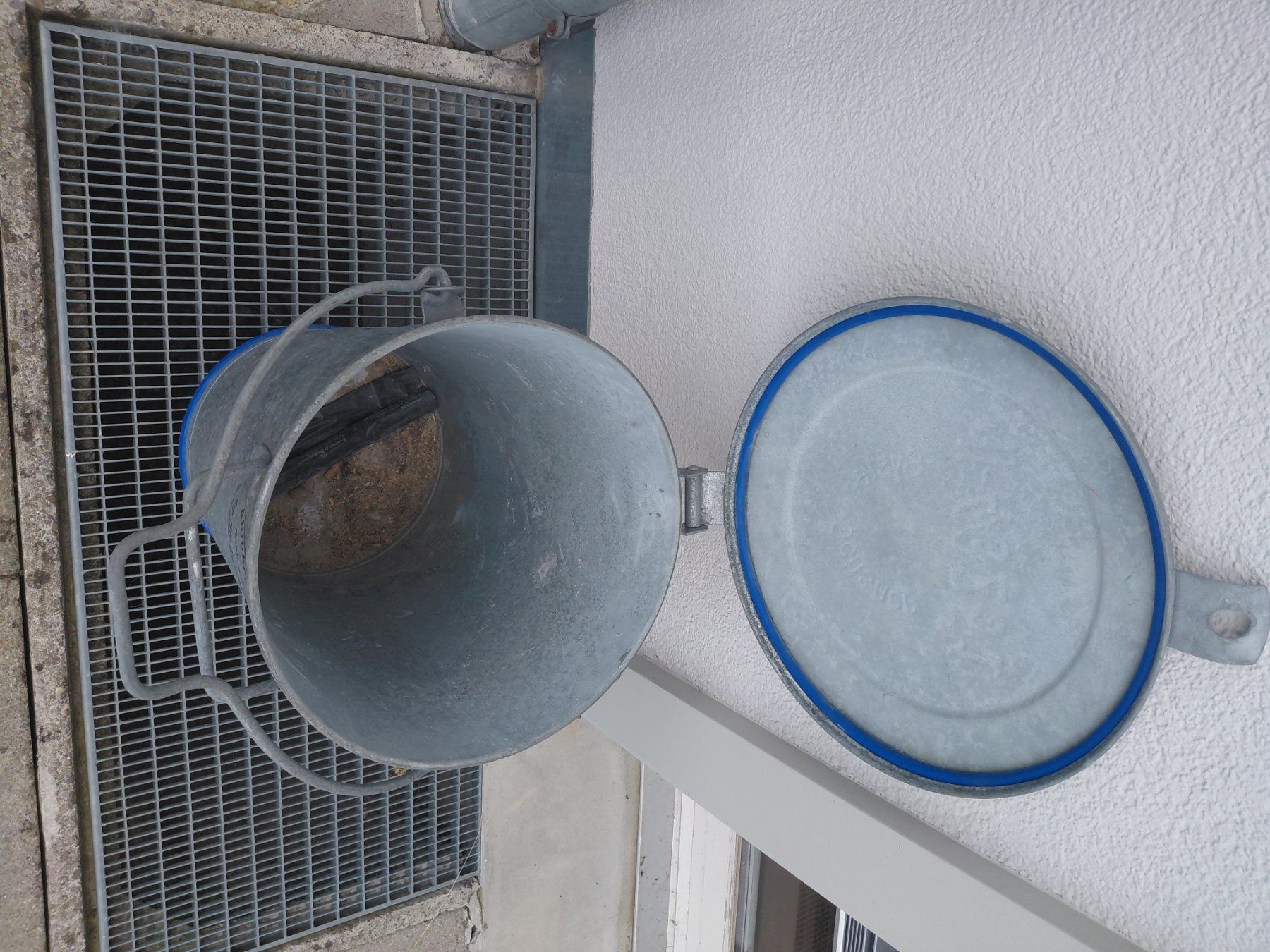 Ochsner Poubelles: Ochsner Kübel – D'occasion à Bonstetten par Onkilo 1