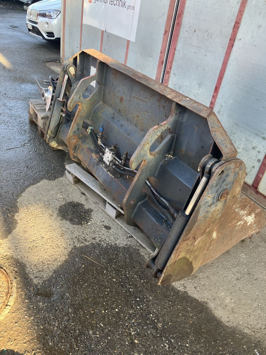Kramer Chargeur de ferme: Kramer Allrad 480 Radlader – D'occasion à Lanzenhäusern par motor01 9