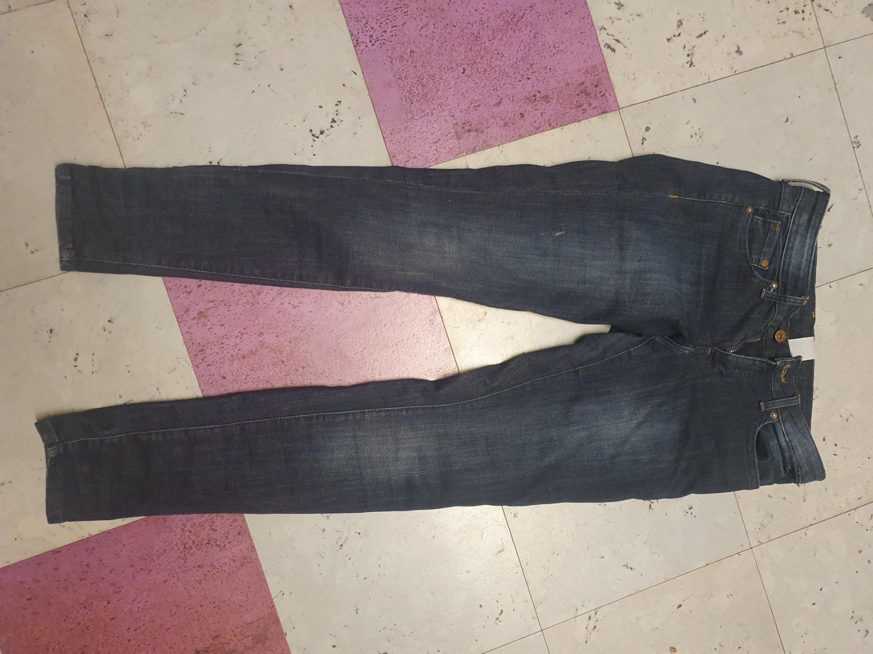 Jeans: Jeans – Usato da Moosseedorf venduto da Sonnenschein.. 1