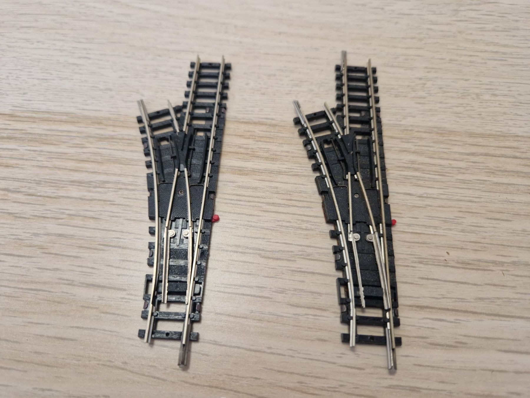 Trix Modellini di ferrovie: Minitrix N 2 x 4961 weichen – Usato da St-Aubin-Sauges venduto da tantome