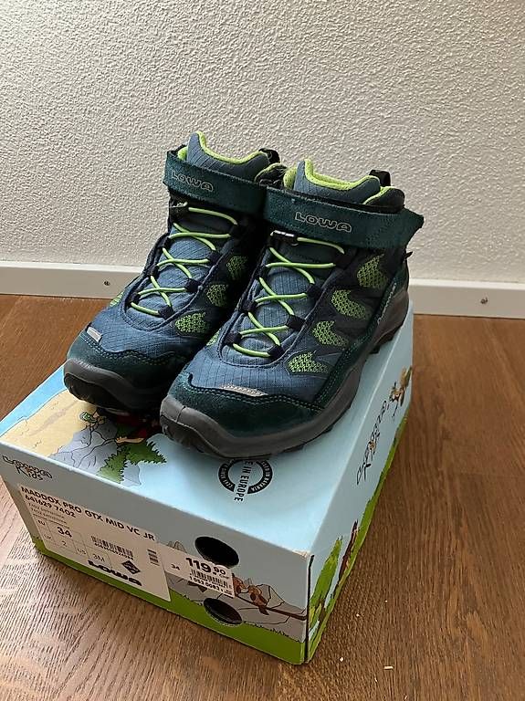 Scarpe per ragazzi: Kinderwanderschuhe LOWA Gr.34 – Usato da Uitikon Waldegg venduto da joa_76g9