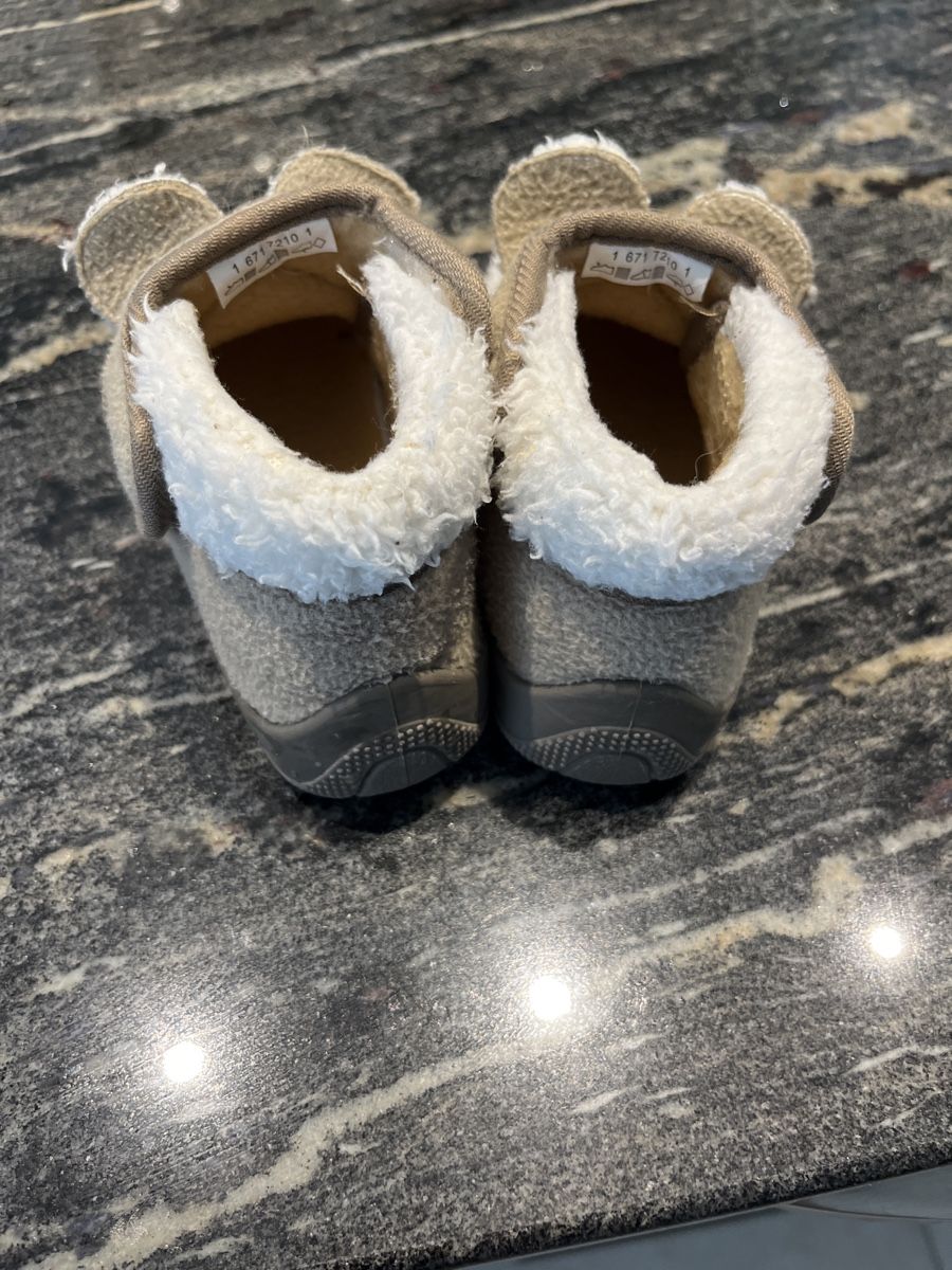 Scarpe per ragazzi: Hausschuhe – Nuovo (secondo la descrizione) da Riehen venduto da chr_h8fh 1