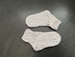 Handgestrickte Kinder-Baby-Socken Fusslänge 13cm Gr. 20/21