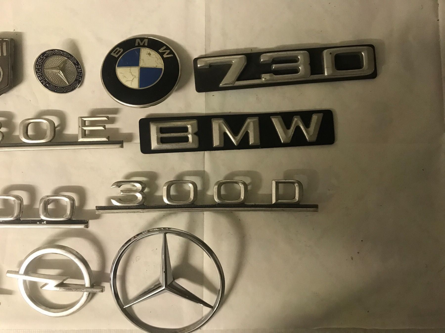 Accessori per altri veicoli: Automarken Logos – Usato da Neuenhof venduto da Himmel2 3