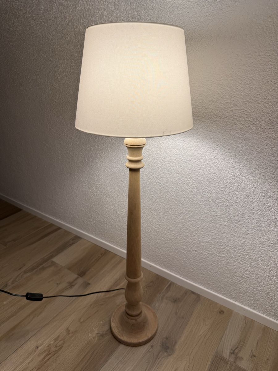 Lampade: Stehlampe Landhaustil – Usato da Ehrendingen venduto da edelkram