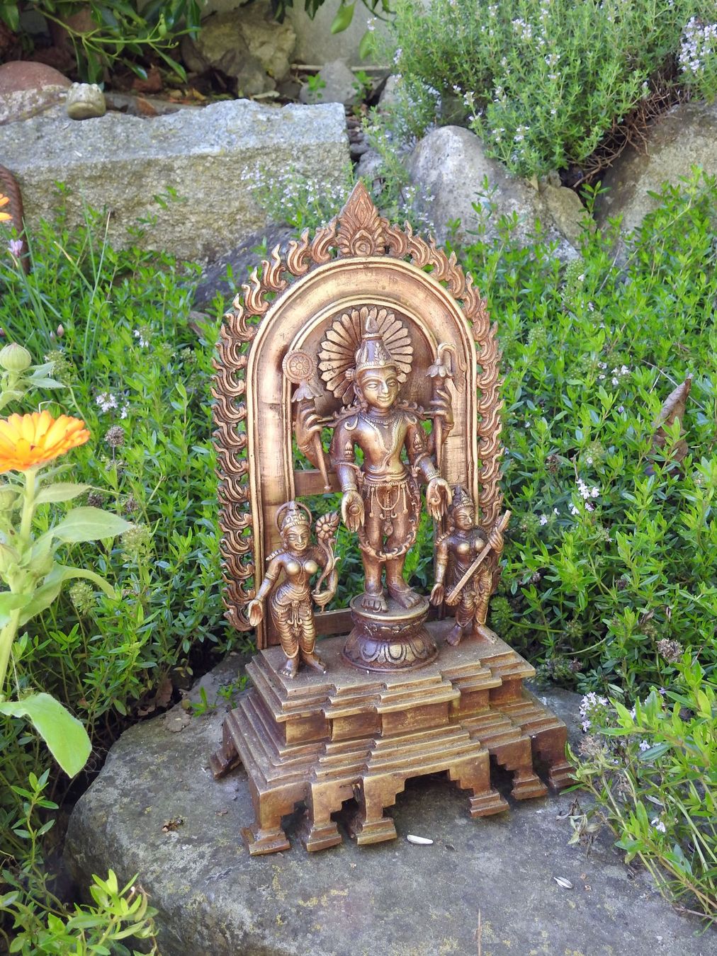 Skulpturen & Statuen: Bronze-Skulptur "Vishnu" 25 cm – Gebraucht aus Bischofszell von Bertsch8 1