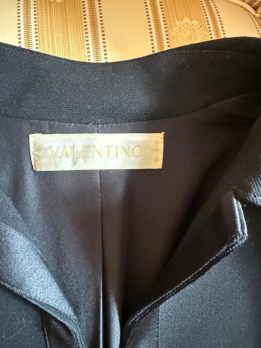 Valentino Jacken: Valentino Jacke, schwarz, Gr. 48. Neue – Neu (gemäss Beschreibung) aus Wangen ZH von tel_gxb5 6