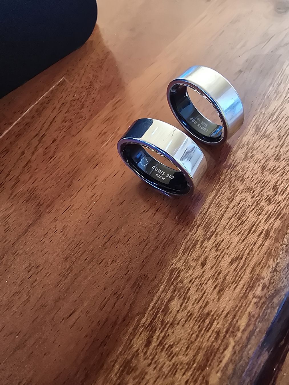 Smartwatch: 2 x Smart Ring Cudis 002 Grösse 10 mit  Ladebox Neu – Nuovo (secondo la descrizione) da Hondrich venduto da mel_gss5 2