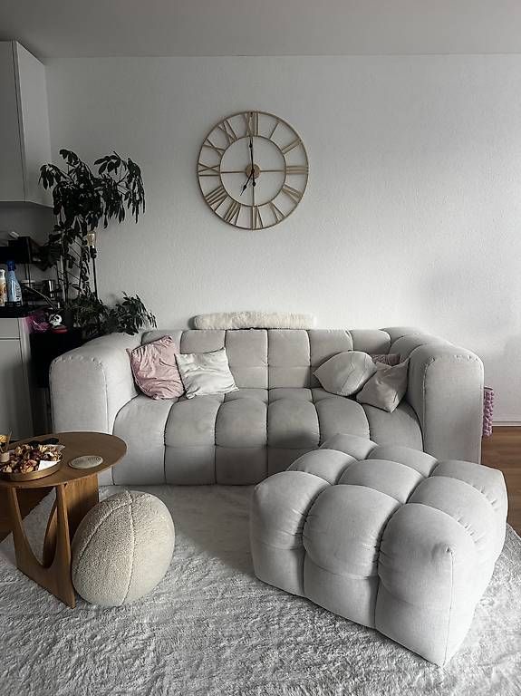 Sofas: Sofa + Pouf von Conforama – Gebraucht aus Basel von ila_8l6p 3