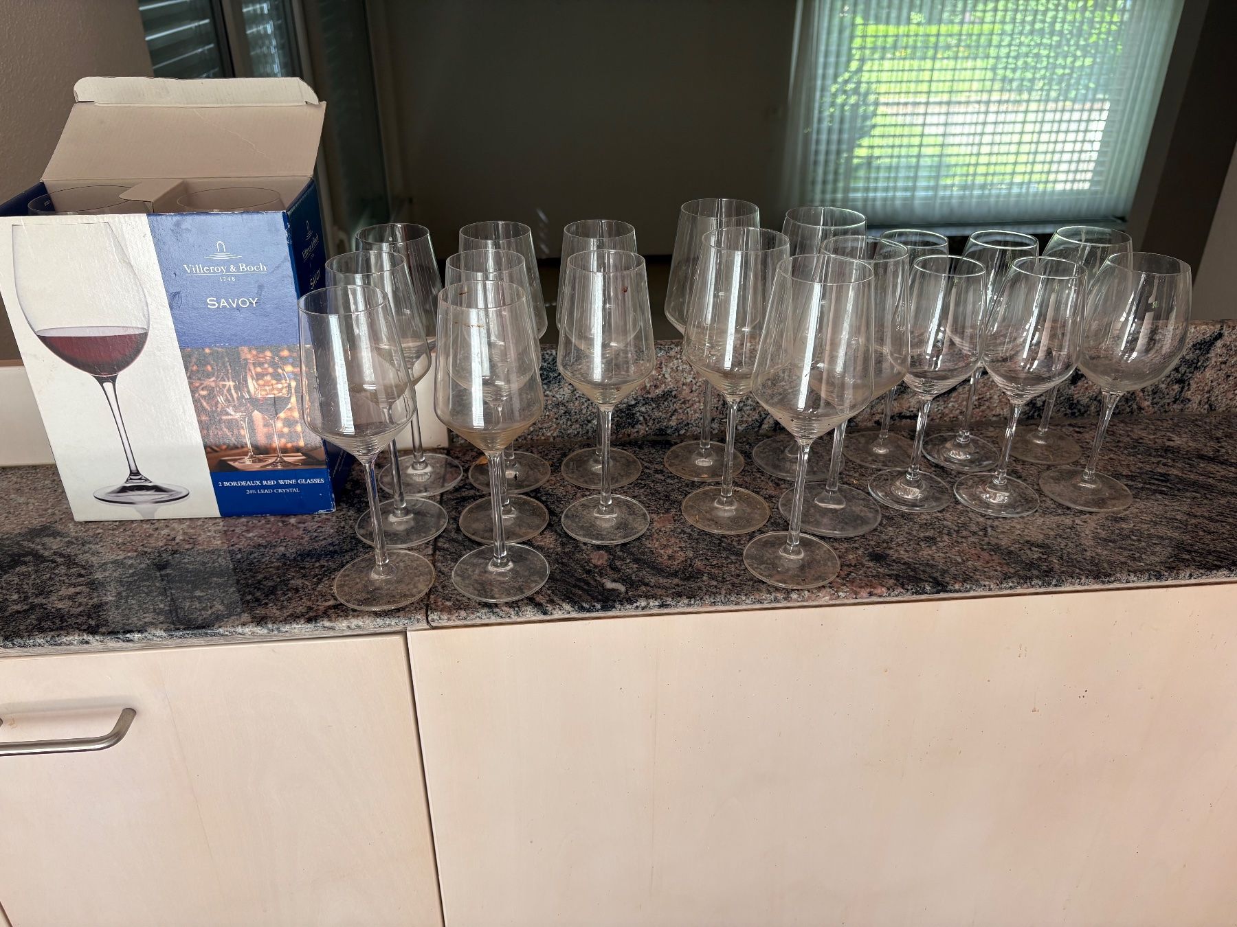 Bicchieri: 20 Wein Gläser – Nuovo (secondo la descrizione) da Dagmersellen venduto da Musikexperte06 3