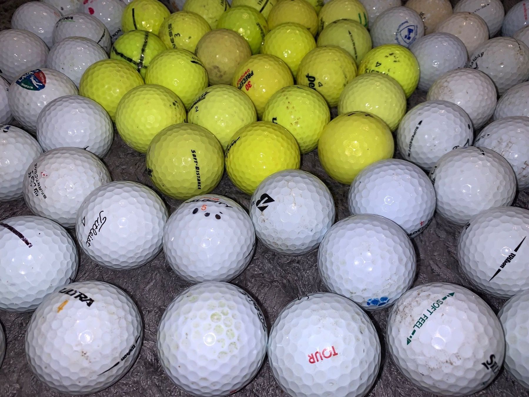 Palloni: 100 Golfbälle weiss/gelb gebraucht – Usato da Münchenbuchsee venduto da Dreamaction67 3
