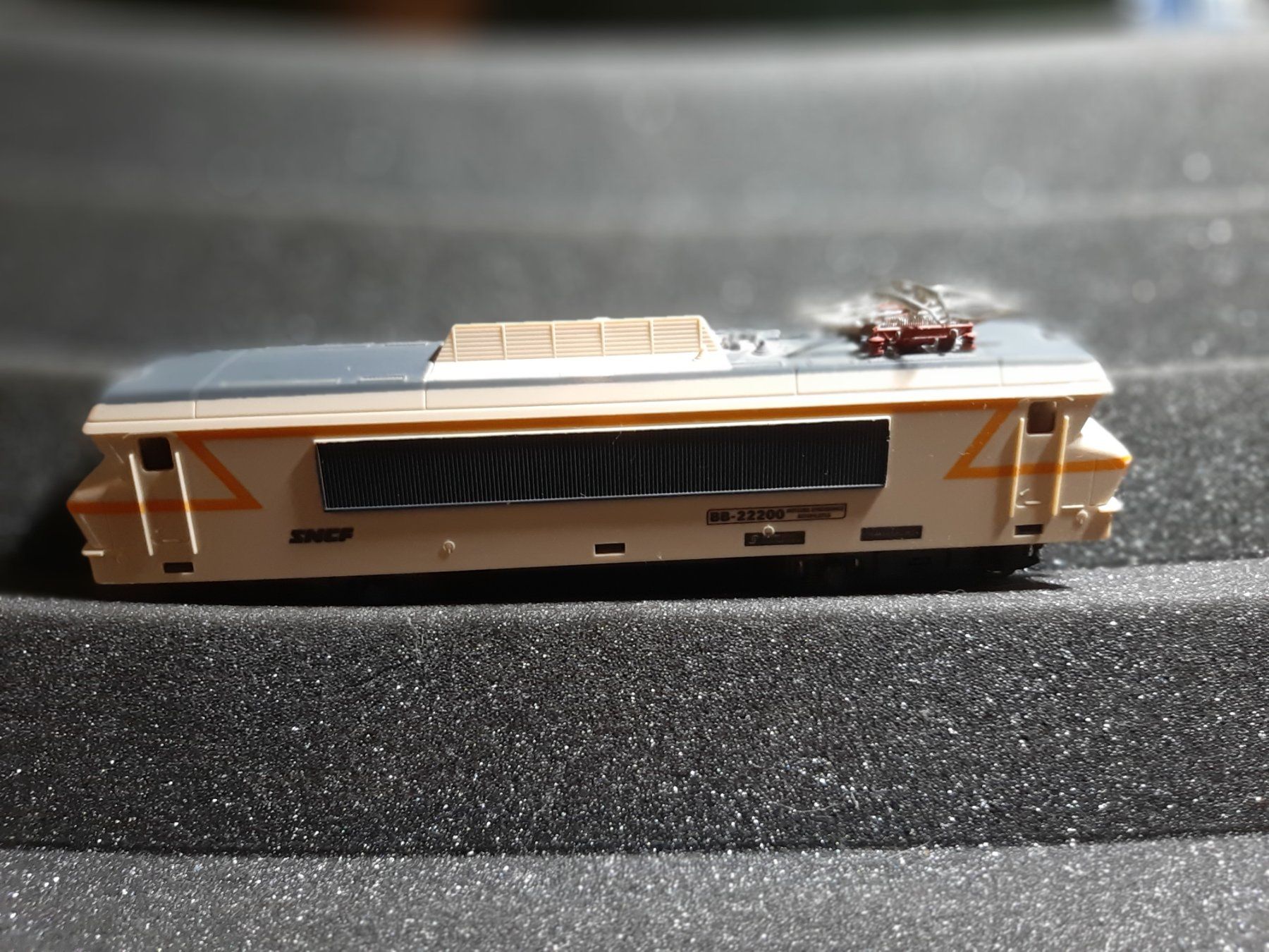 Trains électriques: FOBBI SNCF BB-22200 REF.4 – D'occasion à Avully par RIVALIS