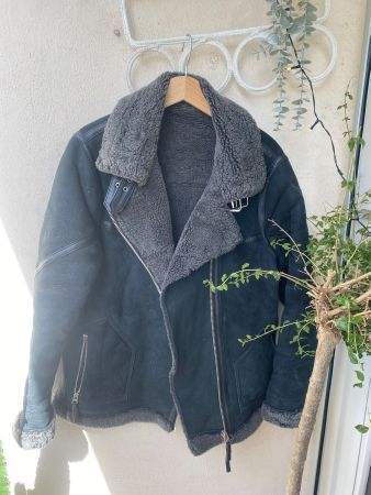 Veste aviateur en mouton noir taille M état neuf