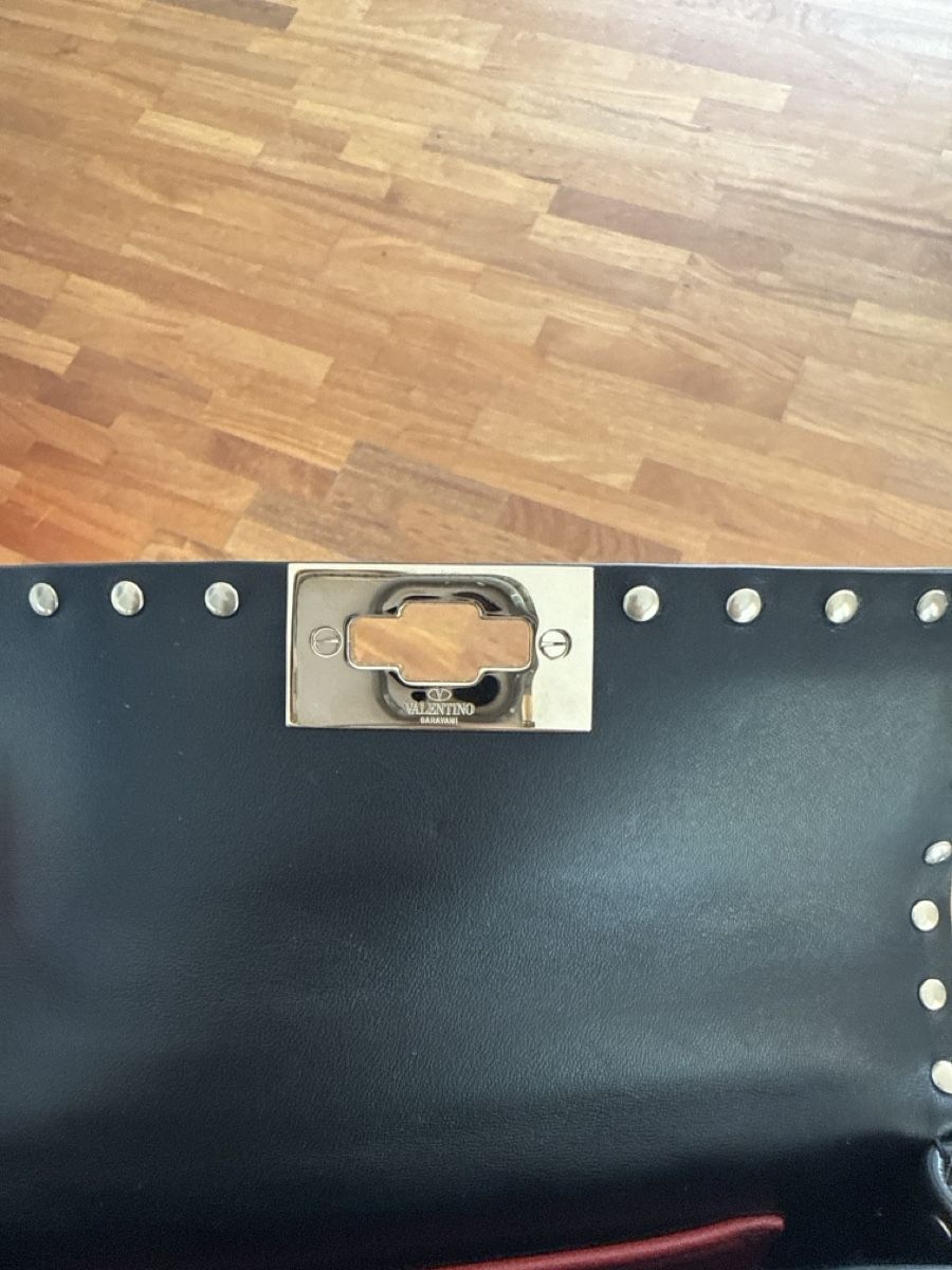 Valentino Borse da donna: Rockstud Spike Crossbody Bag Small – Usato da Gibswil venduto da spongii 5