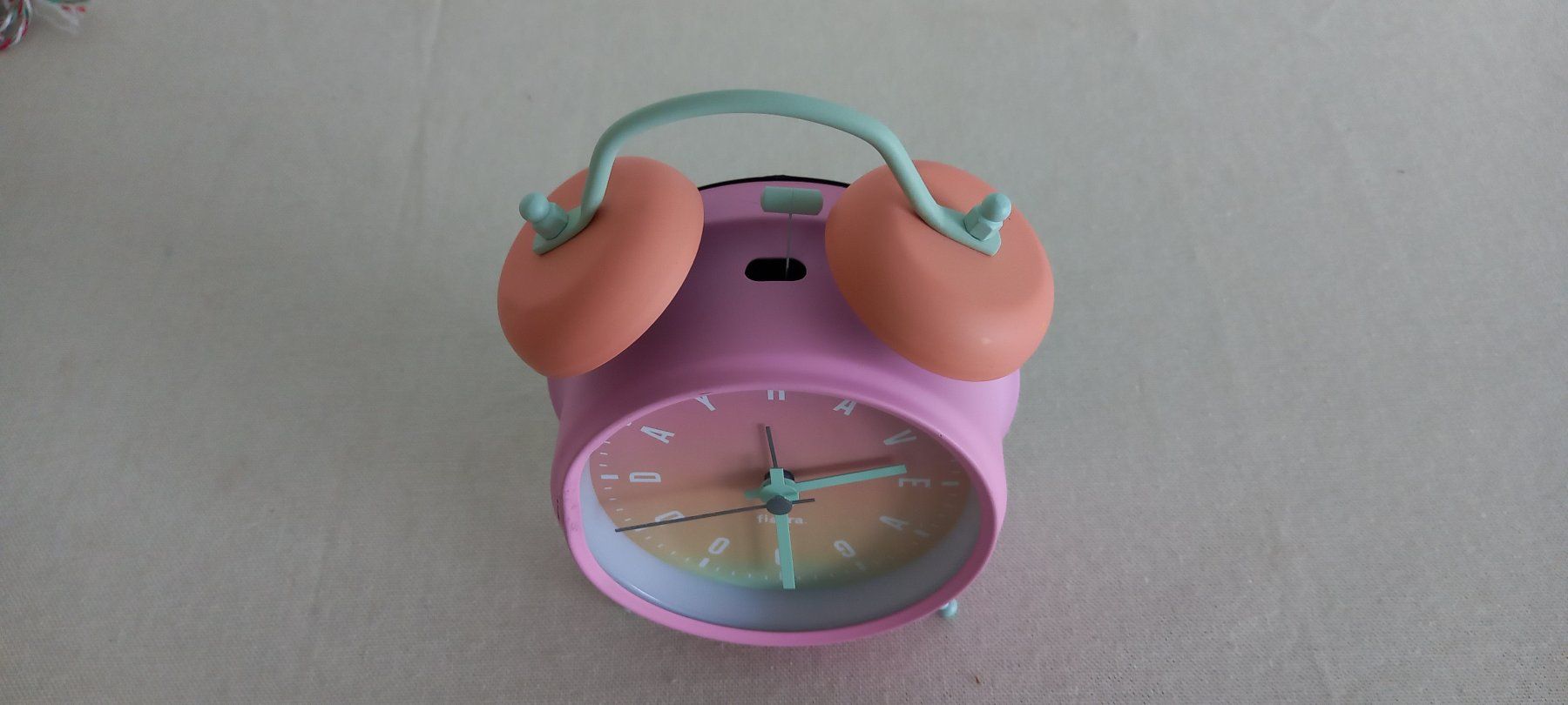 Sveglie: Glockenwecker in Farbe pink orange mint, Durchmesser 11.5cm – Usato da Thun venduto da Nordkapp 4