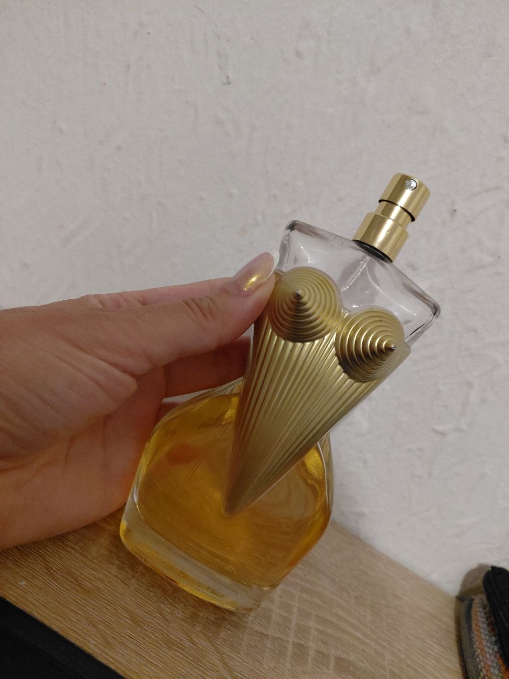 Jean Paul Gaultier Profumi & Eau de Toilette: Jean Paul Gaultier Classique Eau de Parfum  – Usato da Balsthal venduto da Leila_Luna