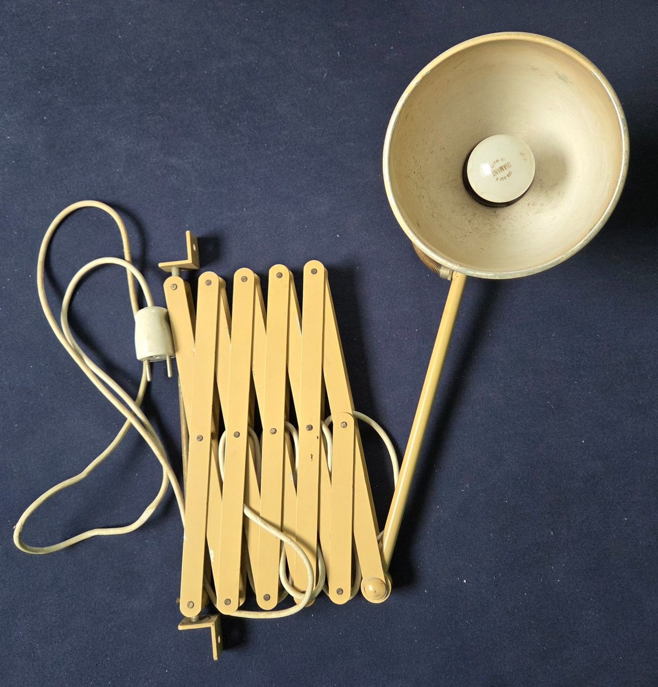 Amba Lampen: Scherenlampe AMBA Basel – Gebraucht aus Laufen von dixiemen 5