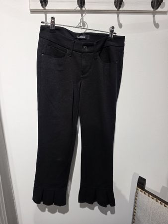 Cambio Hose schwarz mit Volants am Beinabschluss neuwertig
