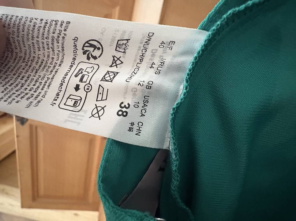 Vestiti: Festkleid bodenlang Gr. 38 – Usato da Winterthur venduto da Kurbelkatze 3