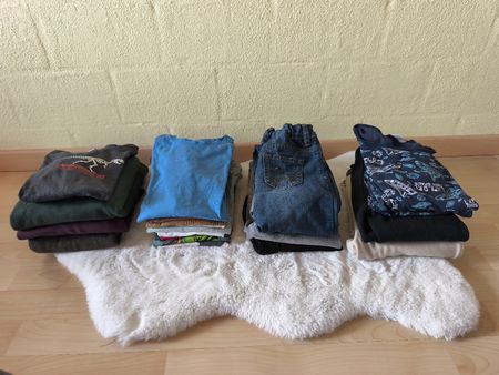 Kleiderpaket Junge 128