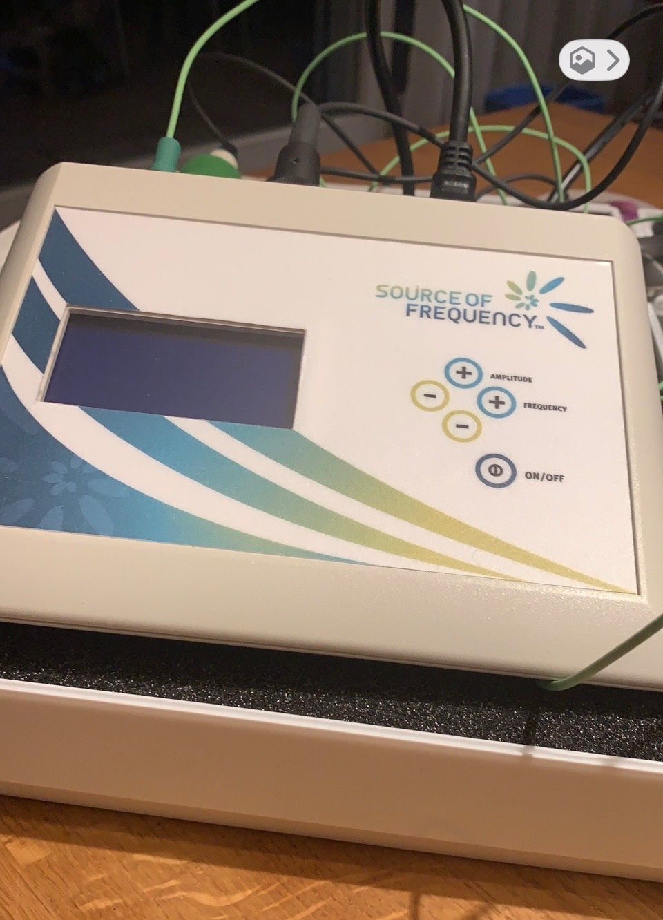 Dispositivi per massaggi: Frequency therapy device with probes and electrodes – Nuovo (secondo la descrizione) da zug venduto da iir 2