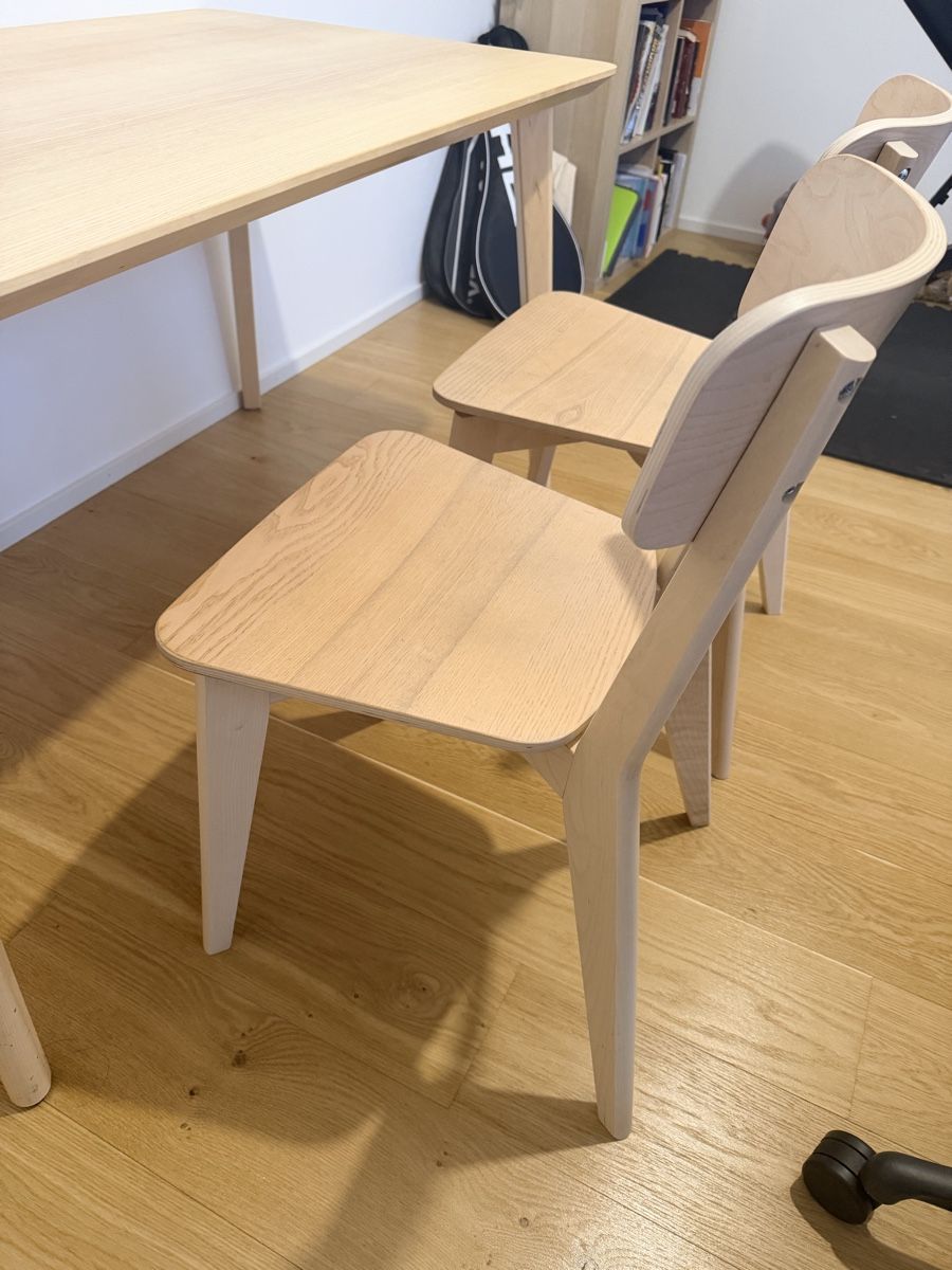 Ikea Set di tavolo e panche: Dining Table and Two Chairs Set Light Wood Finish – Usato da Lausanne venduto da xia_76n2 1