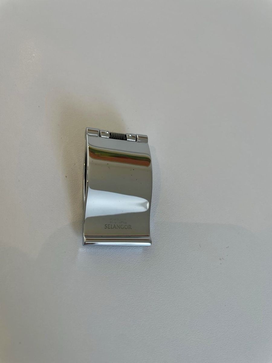 Papier: Papierclip Silber Metall - Selangor – Neuf (Voir description) à Basel par Ch2005