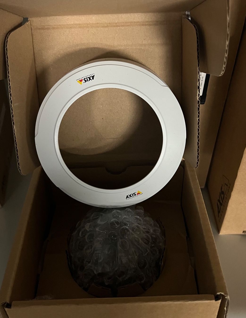 Axis Webcams: AXIS P3245-VE AXIS P3245-V – Neu (gemäss Beschreibung) aus Lyss von hichri 2