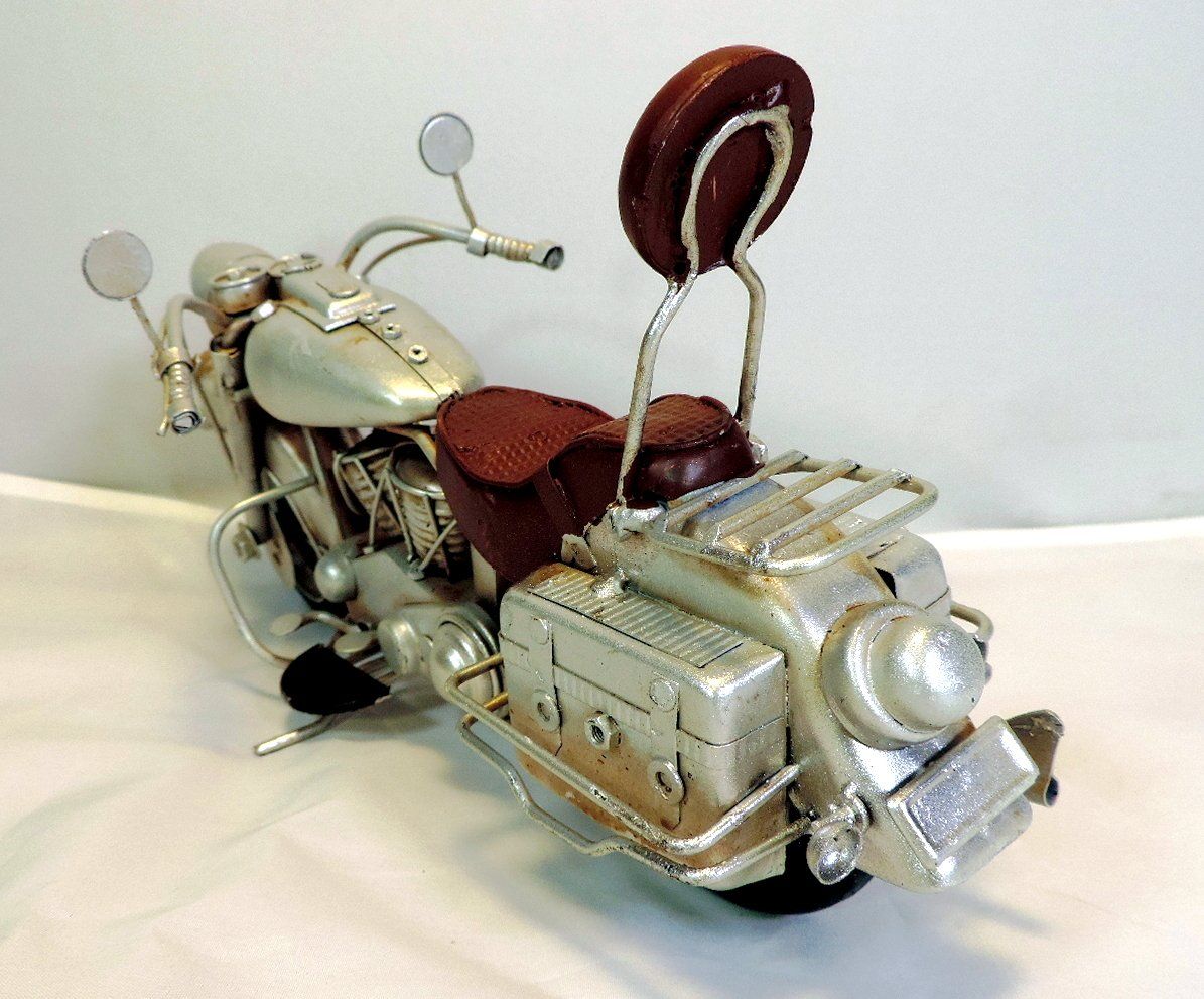 Kits de montage: grosses Harley Motorrad Modell – Neuf avec emballage d'origine à Duggingen par doogbua 3
