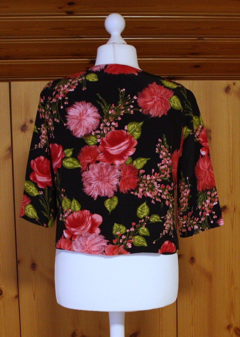 Camicette: Bolero schwarz-bunt Gr. M – Usato da Flüelen venduto da Diversicum-Vintage 3