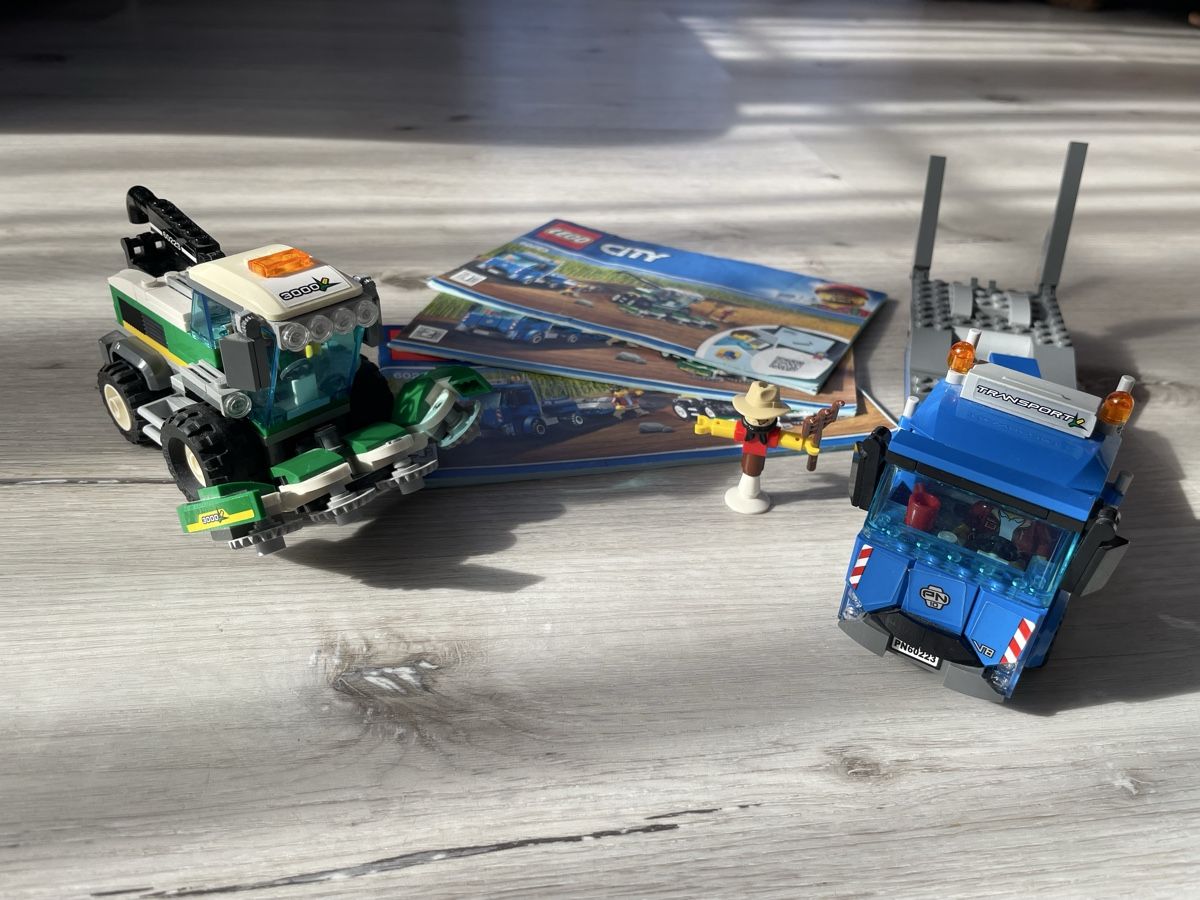 Lego Kit di costruzioni: Lego City Transport de moissonneuse – Usato da Posieux venduto da Angeles82 1