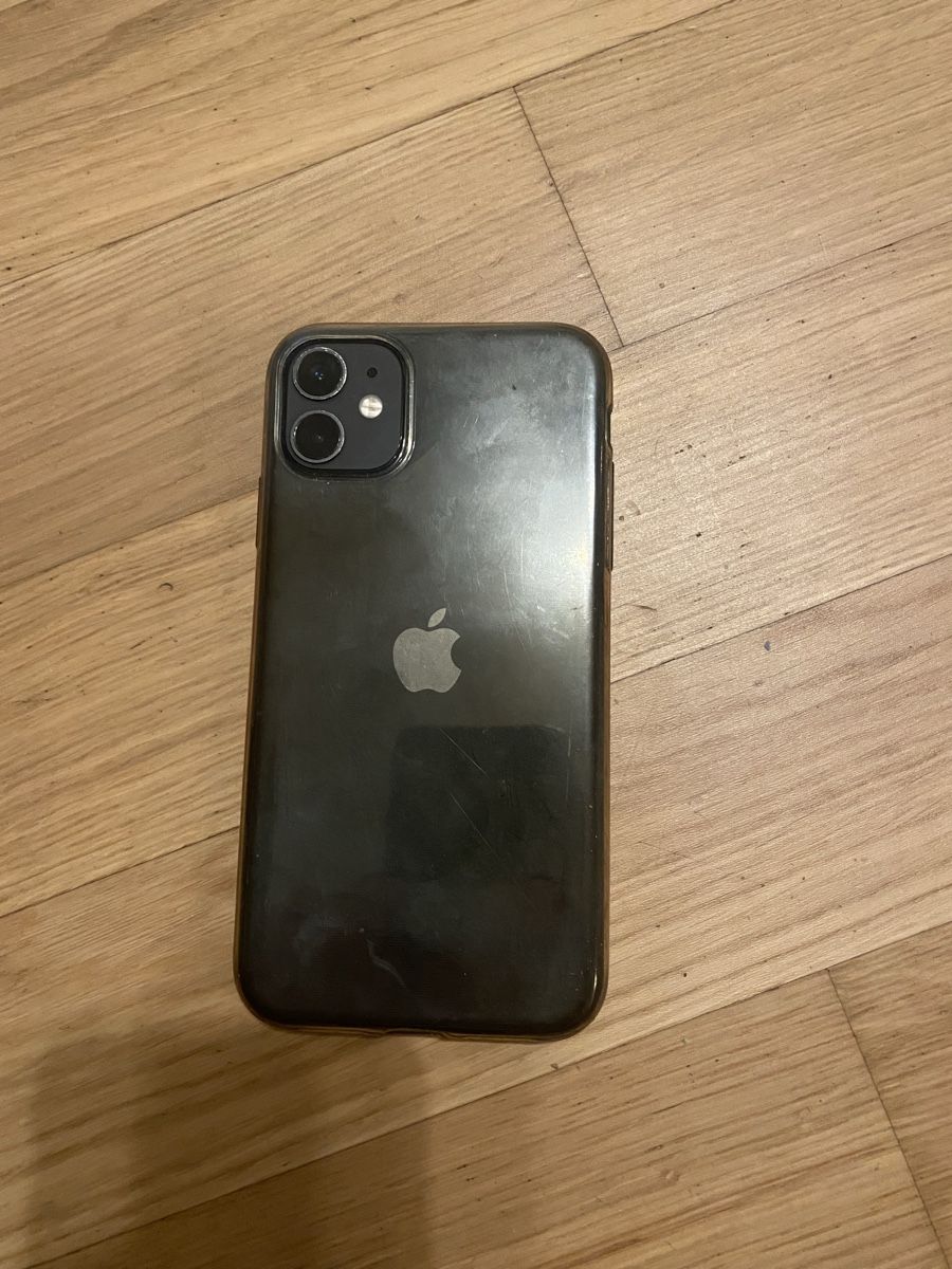 Apple Portables: iPhone 11 – D'occasion à zürich par Semia2 1