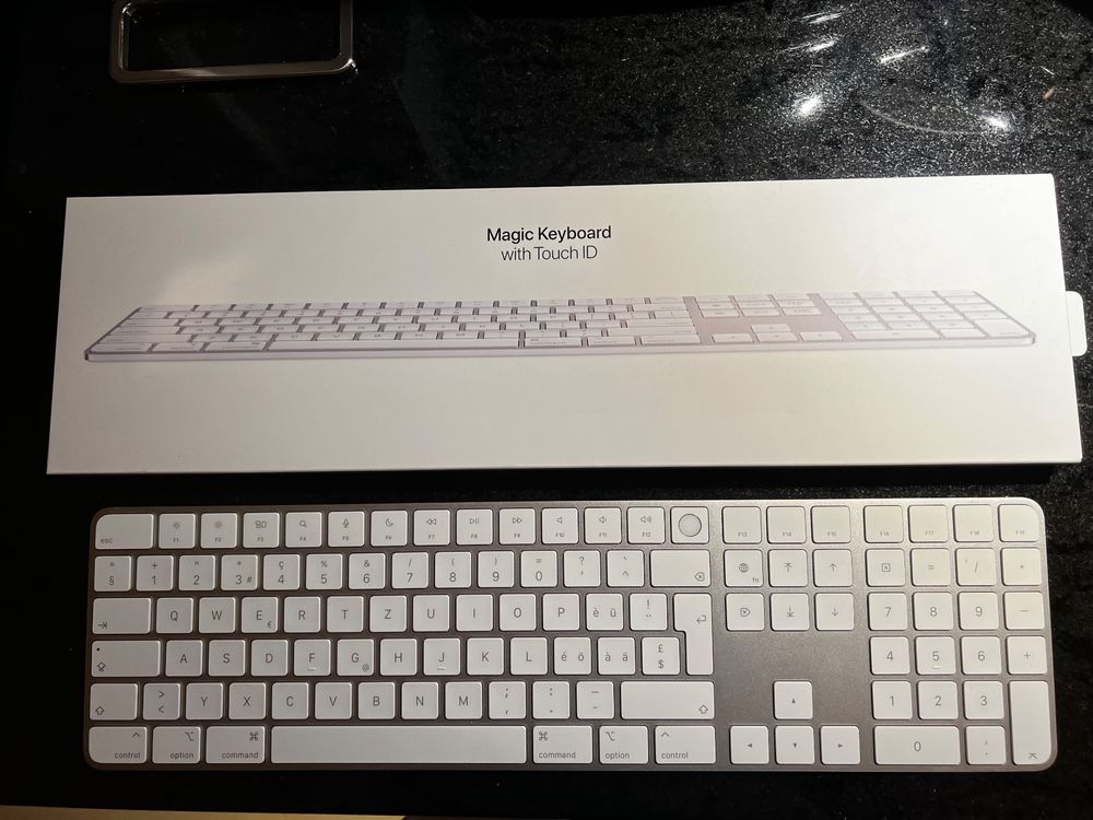 Magic Keyboard mit Touch ID & Nummerblock Kaufen auf Ricardo