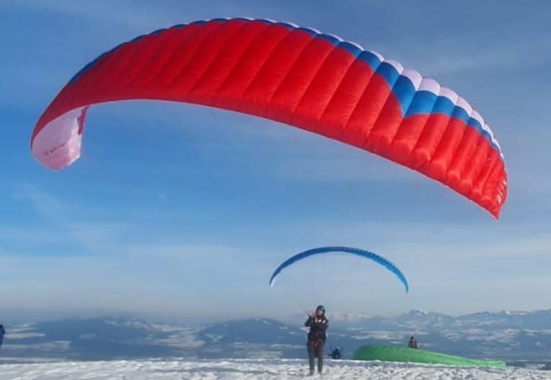 Sport dell'aria & Aquiloni: Gleitschirm komplet Ausrüstung – Usato da Burgistein venduto da tekla2012