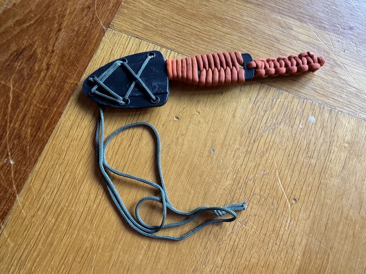 Zubehör: Mini Messer mit Paracord Orange  – Gebraucht aus Grindelwald von yoloflip45