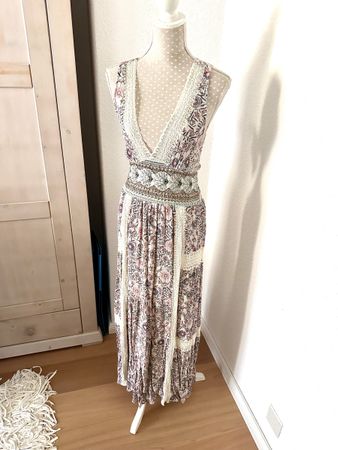 Wunderschönes Sommerkleid von NKN Nekane Gr. S