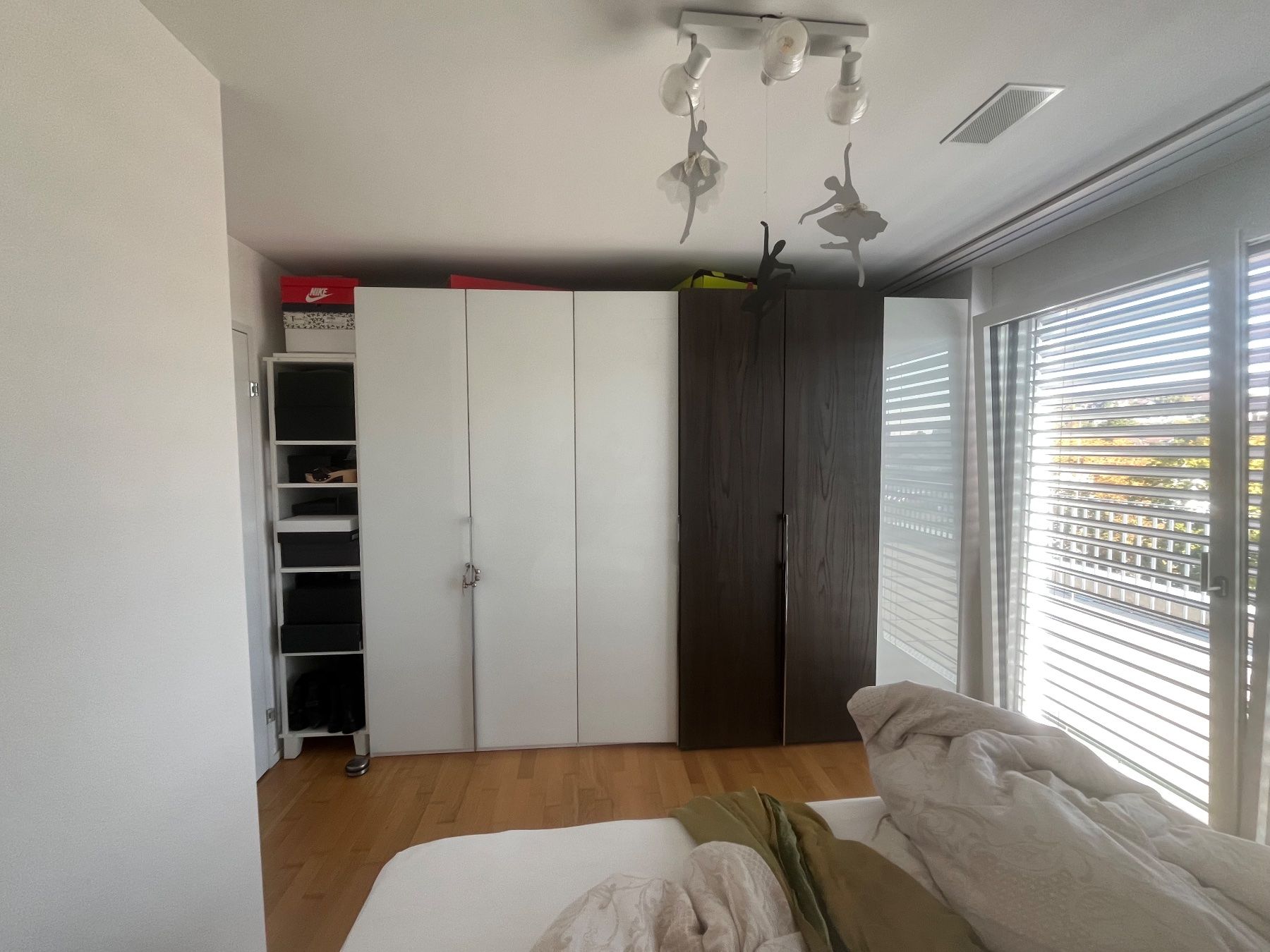 Armoires: Kleiderschrank von Nolte – D'occasion à Nesslau par lin_8gsv