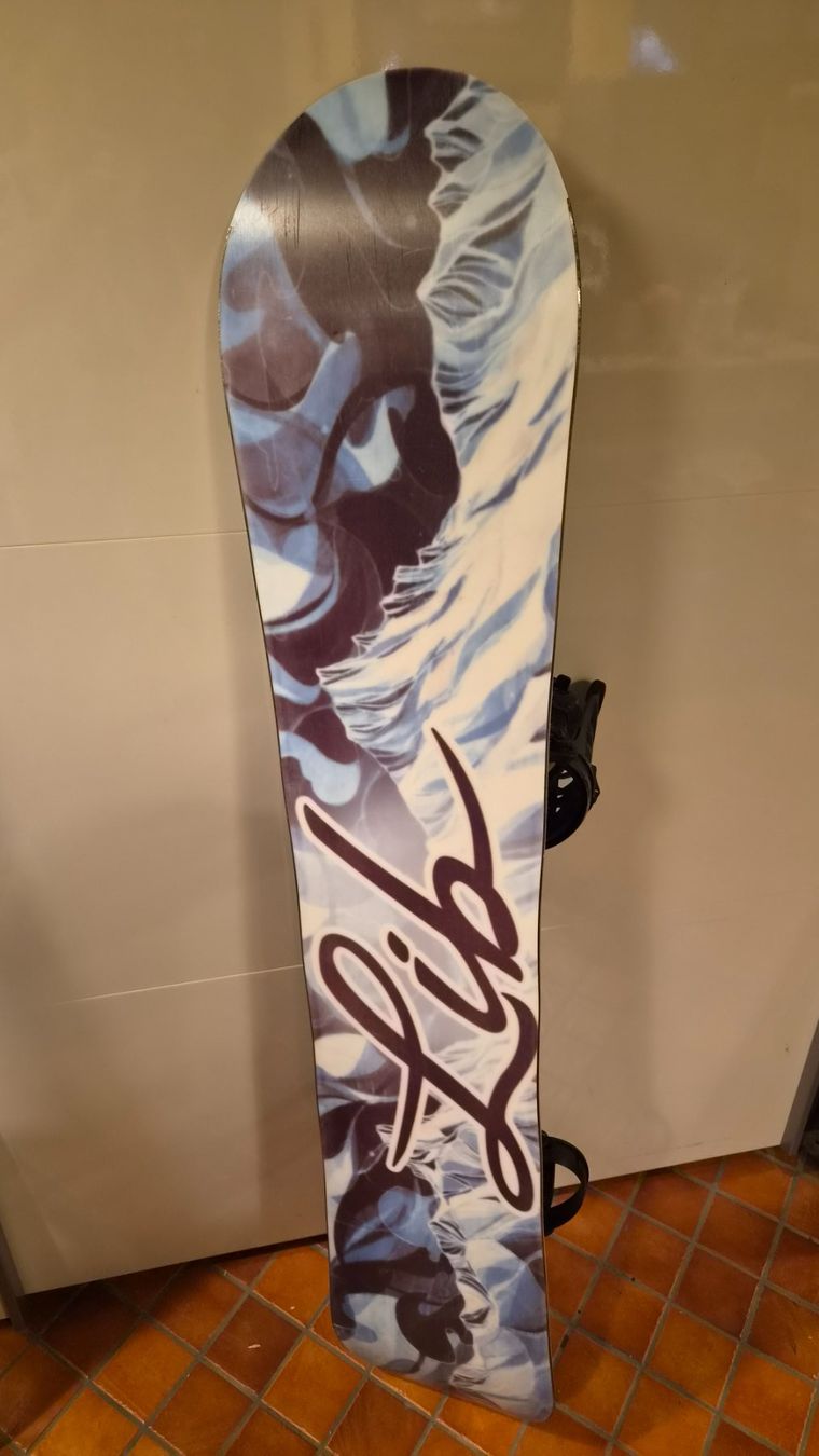 Lib Tech Boards: Lib Tech Snowboard 148cm inkl. Bindung – Gebraucht aus Oberrieden von Raja011 6