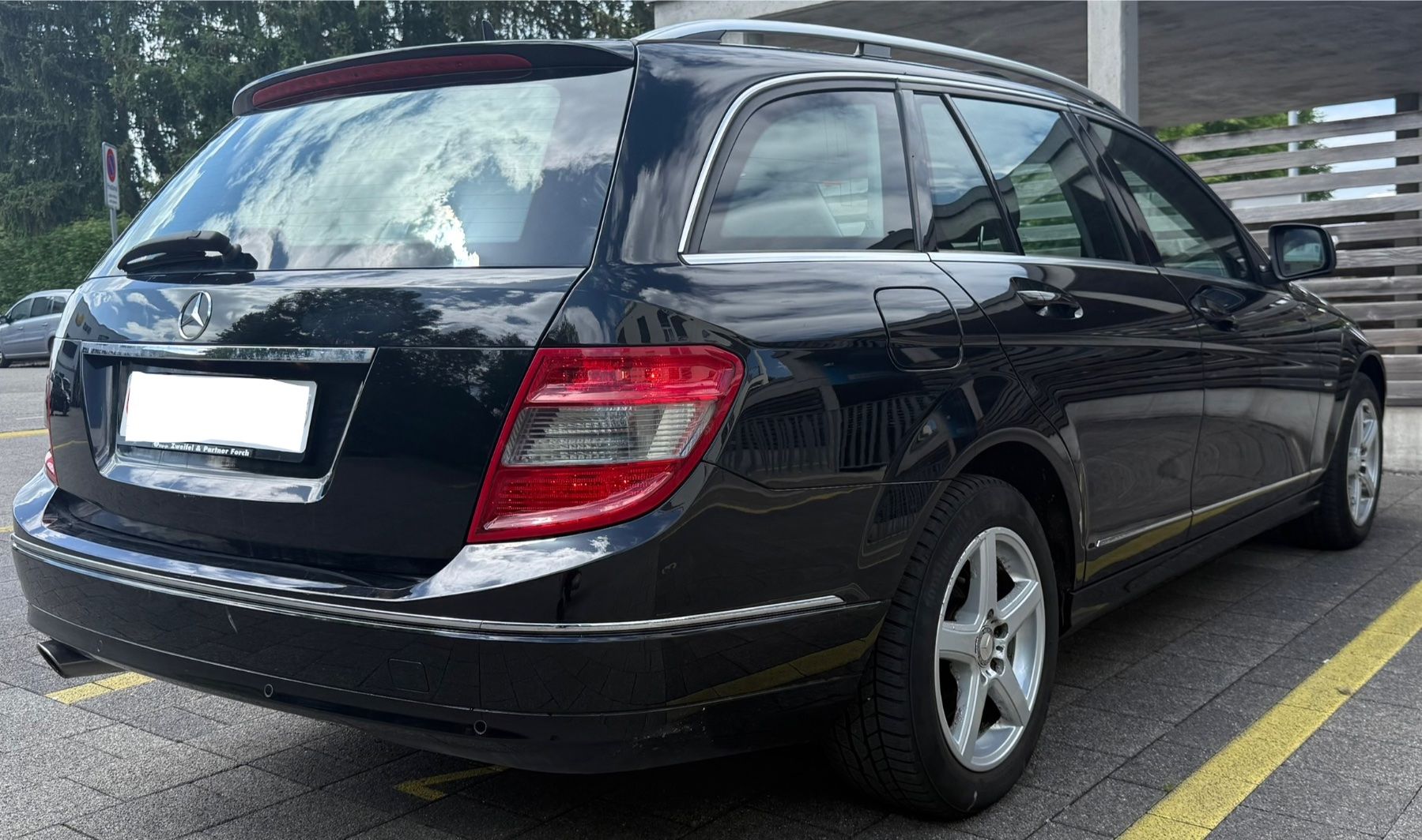Mercedes-Benz Automobili: Mercedes-Benz 220cdi Kombi – Usato da Glattbrugg venduto da BlitzSale 5