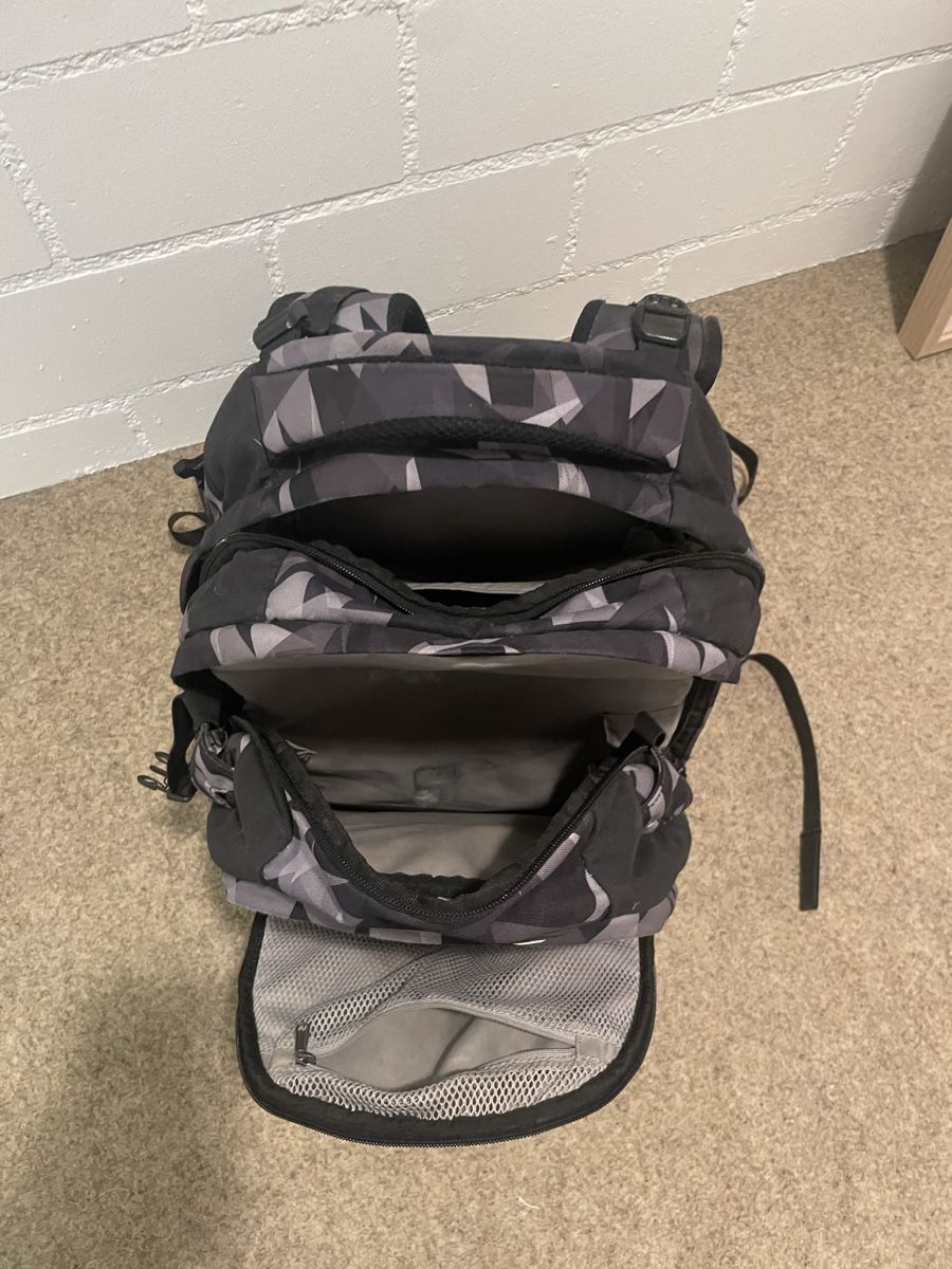 Satch Zaini: Satch Schulrucksack mit Sporttasche – Usato da Zug venduto da sve_ck27 2
