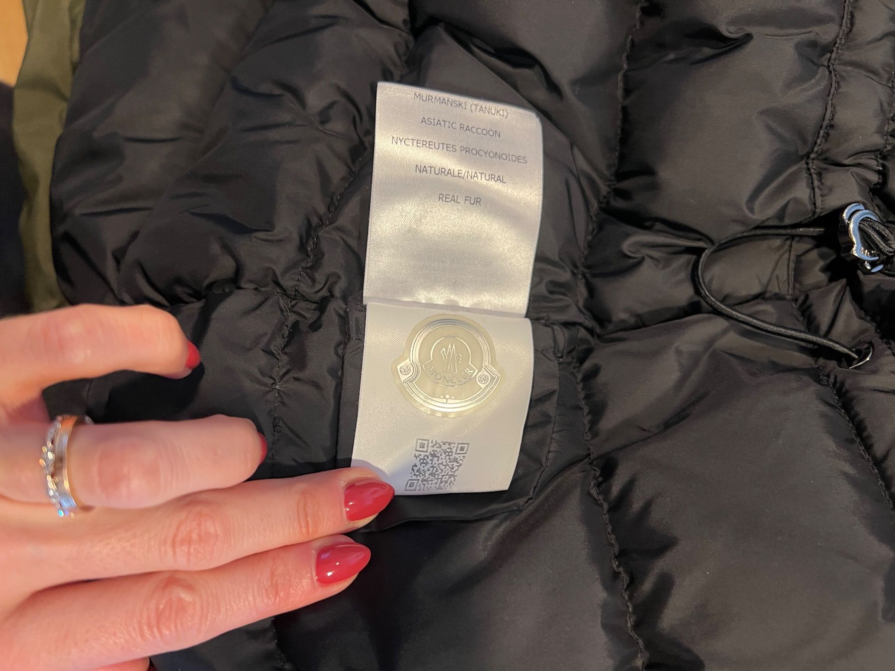 Moncler Giacche & Cappotti: Moncler Kinderjacke 12 Jahre – Usato da Schwyz venduto da sdesiree 5